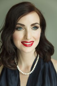 Hollywood Makeup